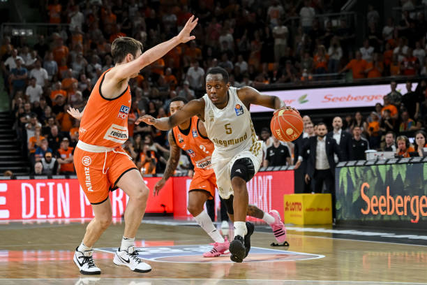 还要在压力 还要在压力