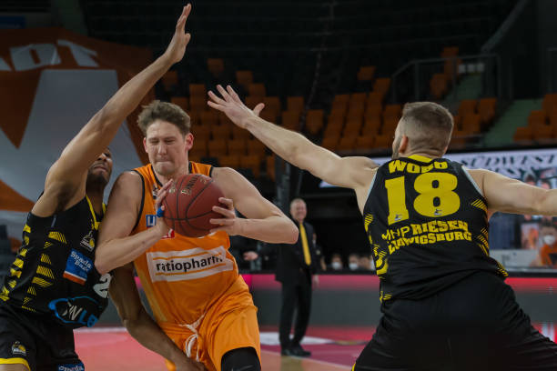 也对球队后 也对球队后